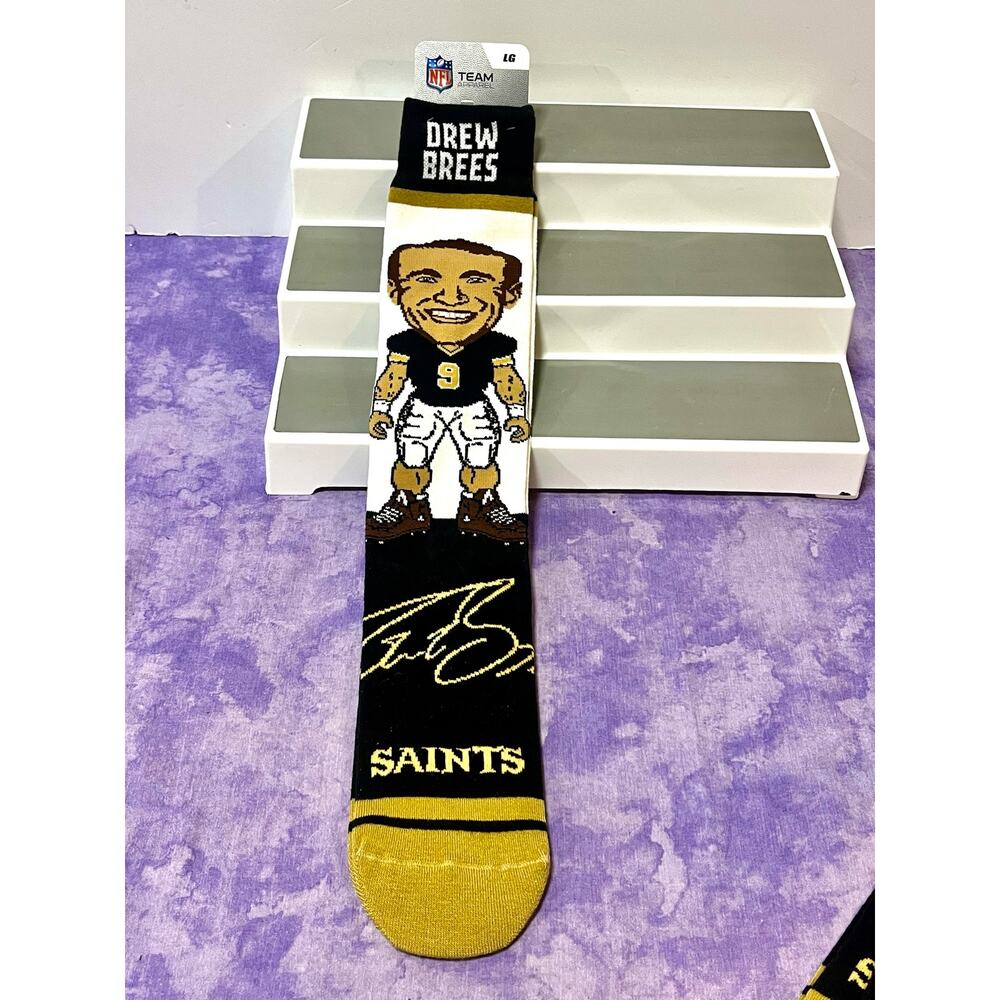 Men's Bare Feet Drew Brees New Orleans Saints Signing Bonus Crew Socks Size: Lg